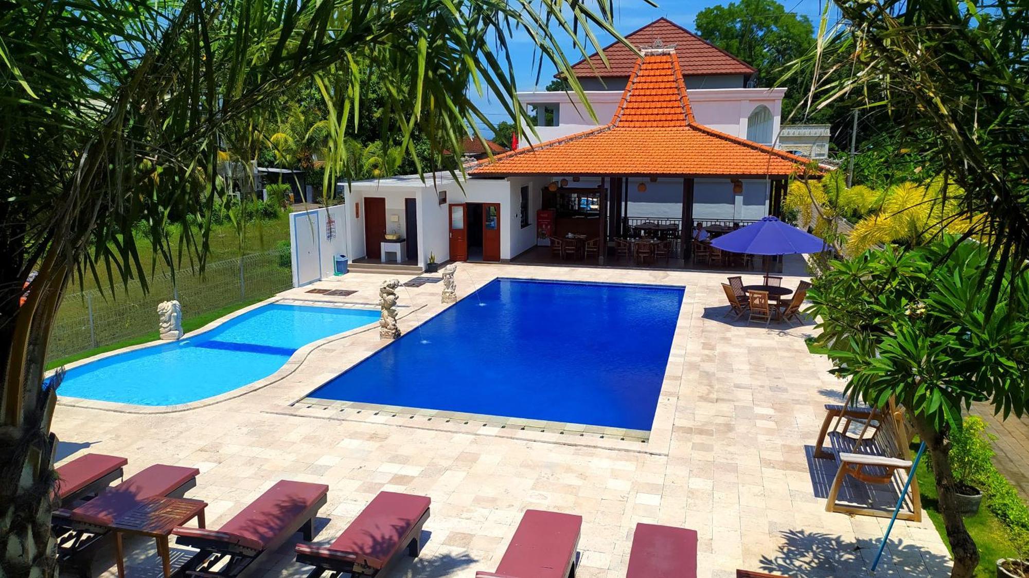 Puri Lovina Otel Dış mekan fotoğraf