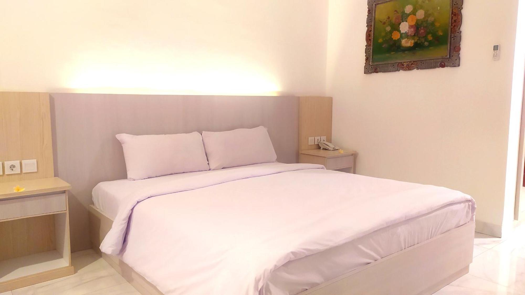 Puri Lovina Otel Dış mekan fotoğraf