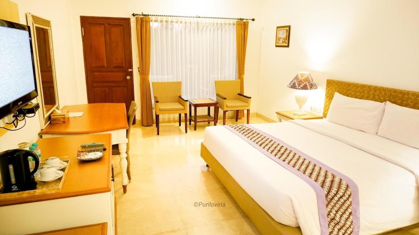 Puri Lovina Otel Dış mekan fotoğraf