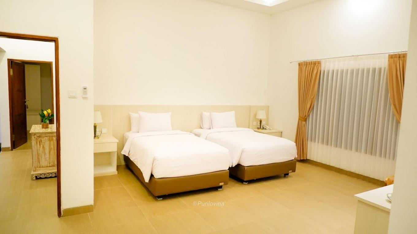 Puri Lovina Otel Dış mekan fotoğraf