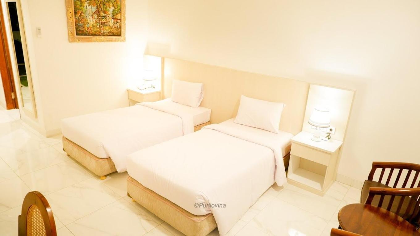 Puri Lovina Otel Dış mekan fotoğraf